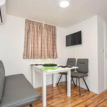 Ferienhaus Mobile Homes Bella 2 *