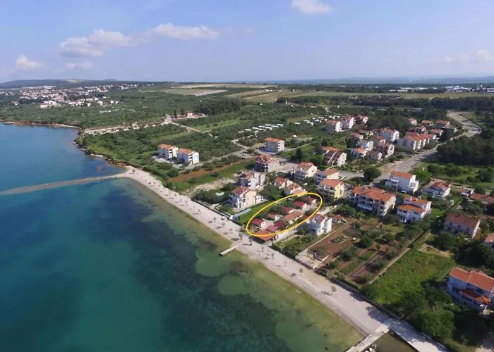 Mobile Homes Bella 2 Biograd Na Moru