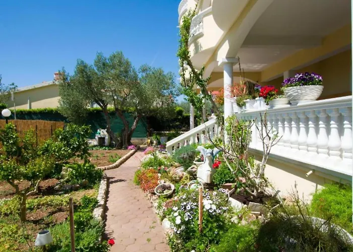 Mobile Homes Bella 2 Semesterbostad Biograd Na Moru