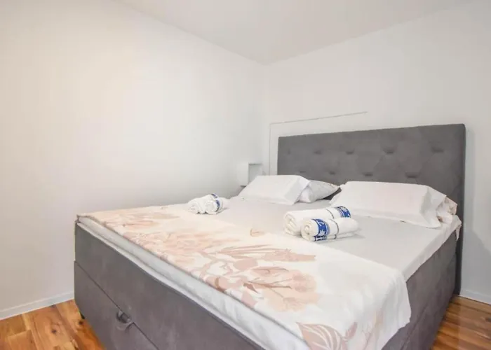 Mobile Homes Bella 2