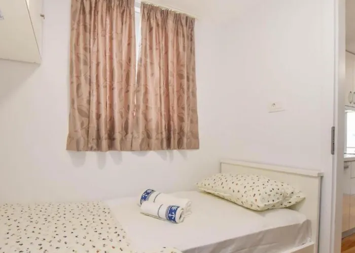 Mobile Homes Bella 2 Дом отдыха Биоград-на-Мору